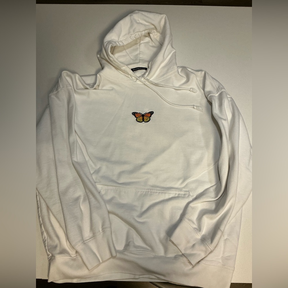 Brandy Melville 🌟 White Butterfly 🦋 Embroidered Hoodie